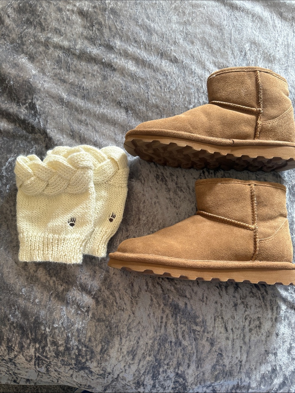 Bear paws boots